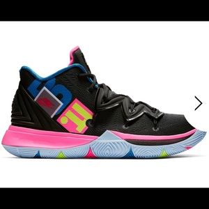 NIKE · KYRIE 5